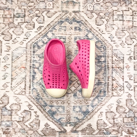 Native Other - Native Jefferson Toddler pink girls shoes size 7